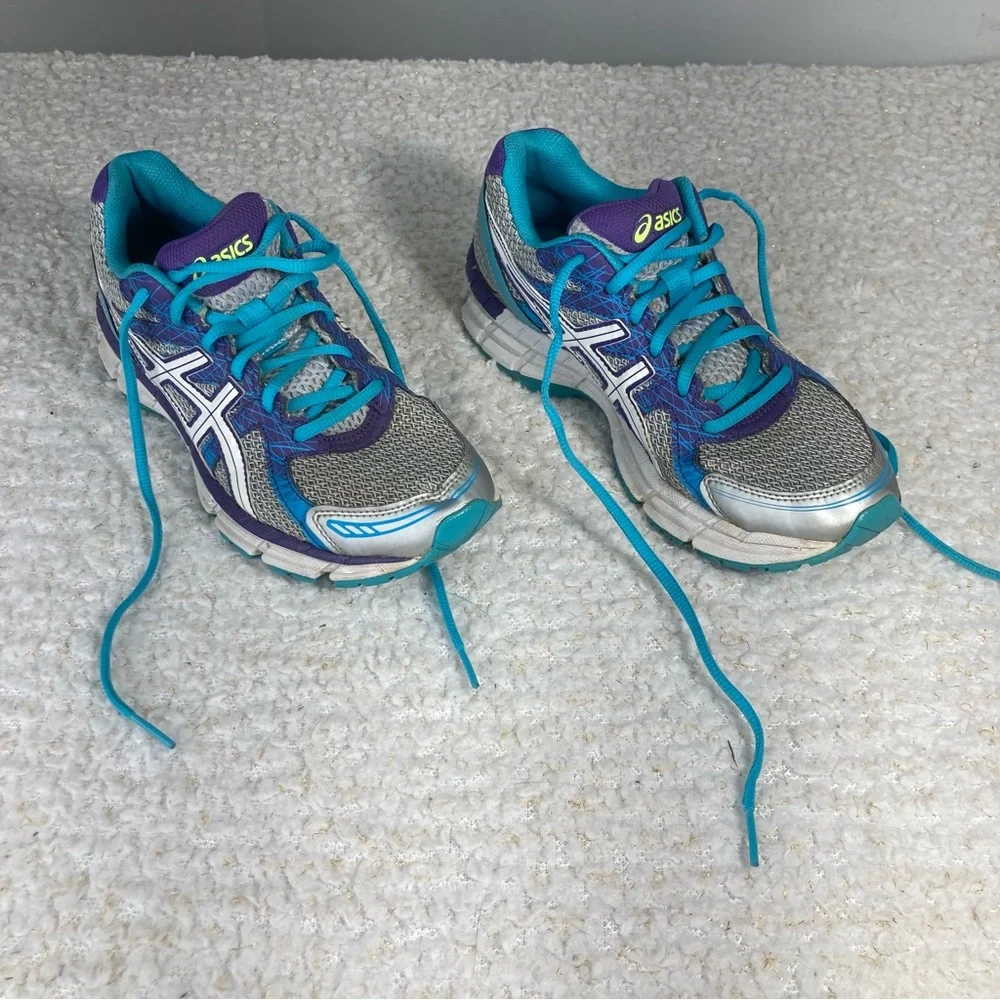 ✨ ASICS Women’s Athletic Running Shoes Size 7